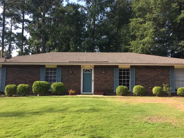 912 E Magnolia Ave, Auburn, AL 36830