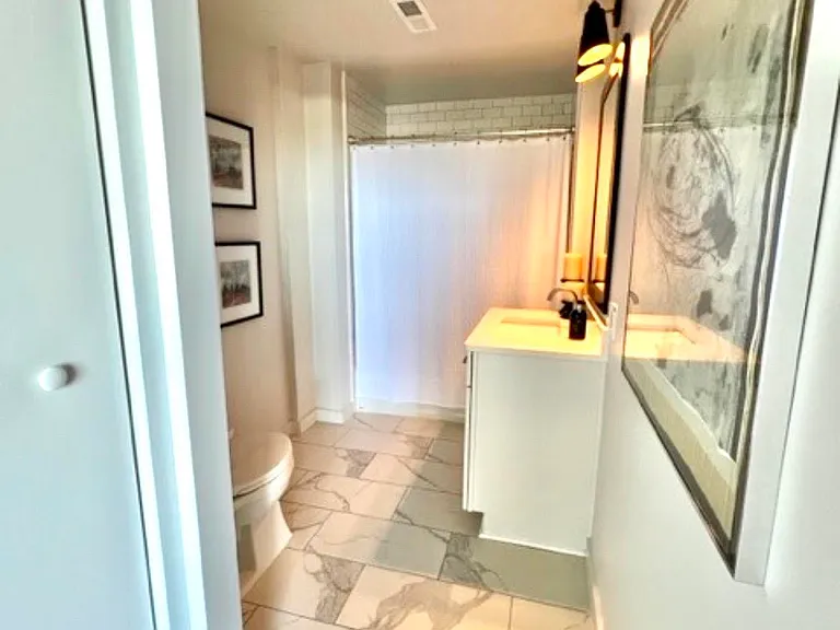 2329 1st Ave N #403 — Photo 27