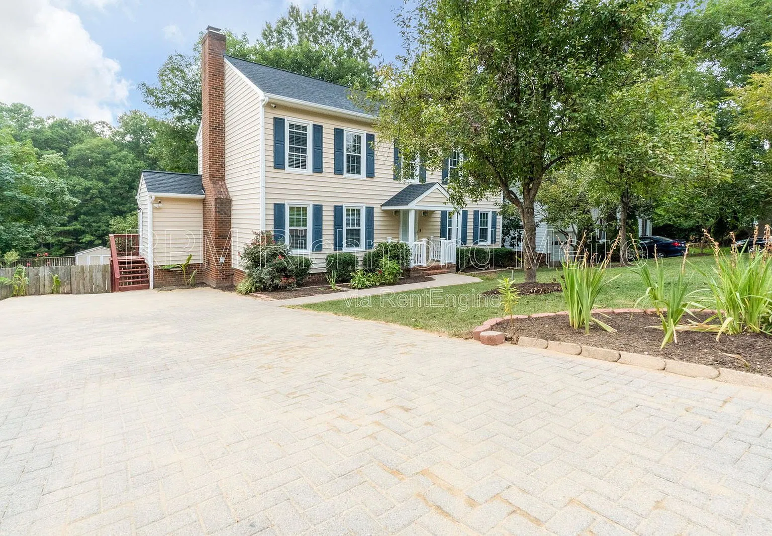 4 bed, 2.5 bath, 2174 sqft, $2,750 — Photo 2