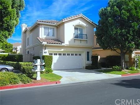 1st image of 10 Santa Catalina Aisle