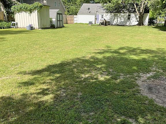 2nd image of 66198 State Road 15