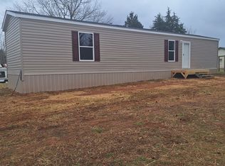 104 Perry Park Ln, Cleveland, NC 27013