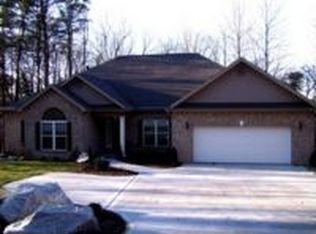 130 Inagehi Way, Loudon, TN 37774