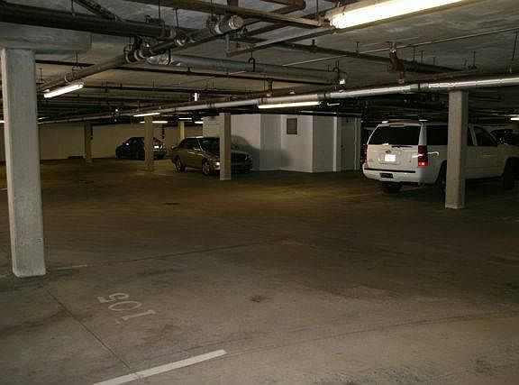 4th image of 3813 W End Ave