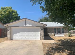 2211 Lamplight Dr, Killeen, TX 76543