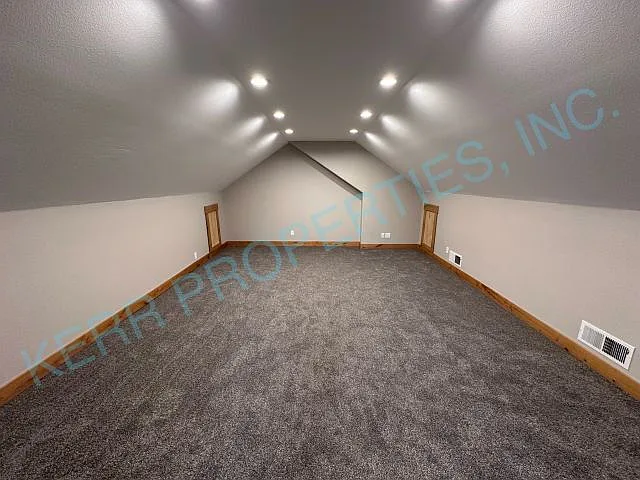 225 NE Lucas Rd — Photo 16