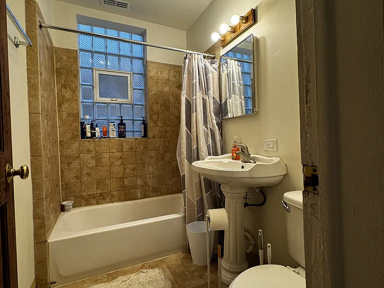702 S Ada St #2 — Photo 13