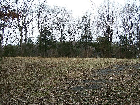 2nd image of 2439 Kings Hwy