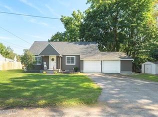 328 Sullivan Rd, Schenectady, NY 12304