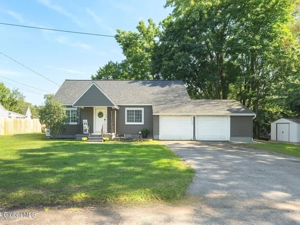 328 Sullivan Road, Schenectady, NY 12304