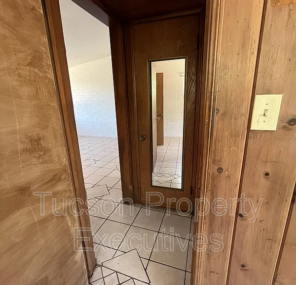 1615 E Adelaide Dr #4 — Photo 18