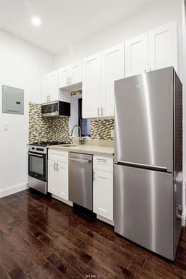 Rented by Town Residential | media 39