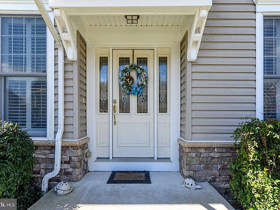 5th image of 10091 Iron Pointe Dr #601B6