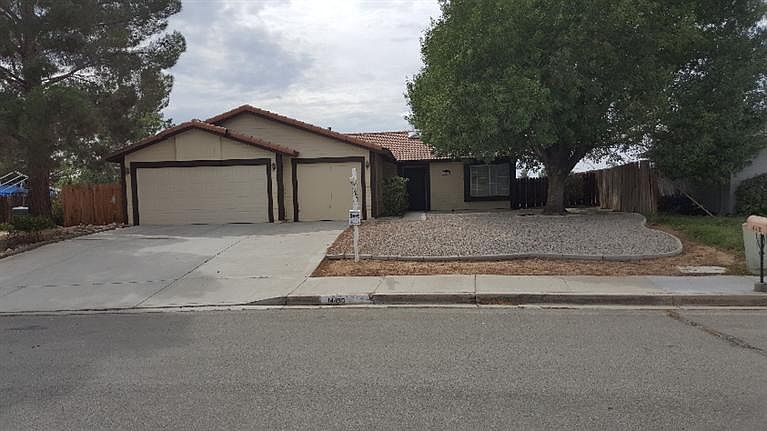 1st image of 14430 Crest Dr