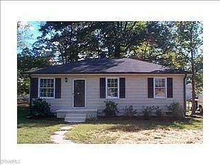1st image of 1930 Woodside Dr