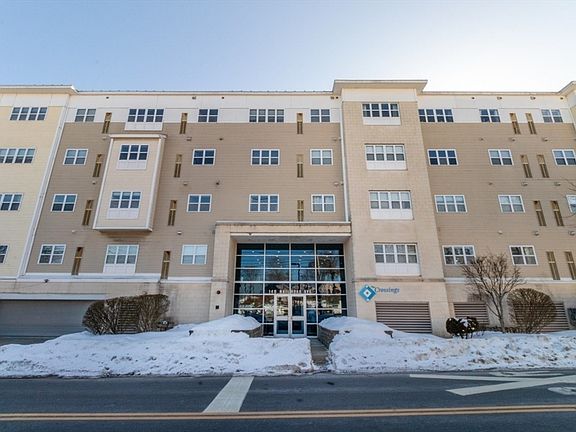 2nd image of 140 Railroad Ave APT B203
