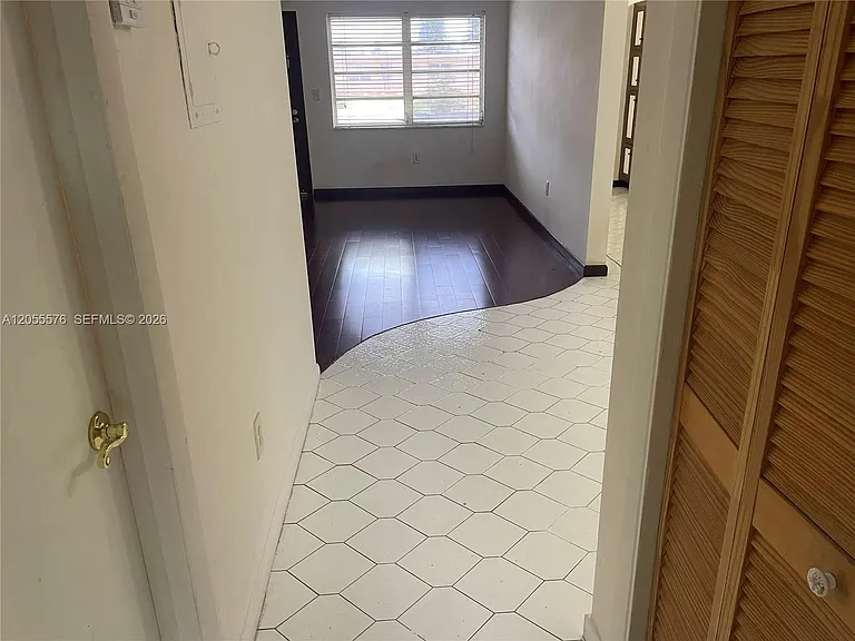 130 NE 202nd Ter #S31 — Photo 8