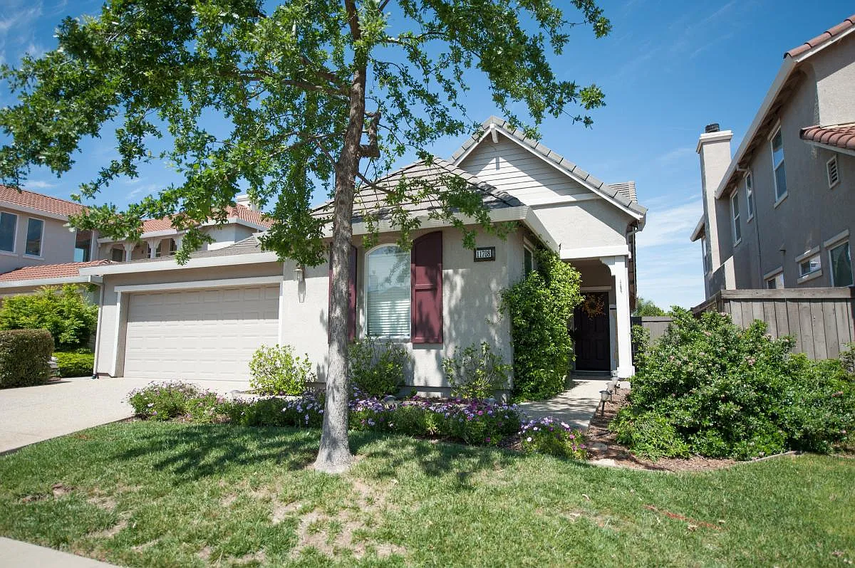 11708 Loisdale Way photo 1