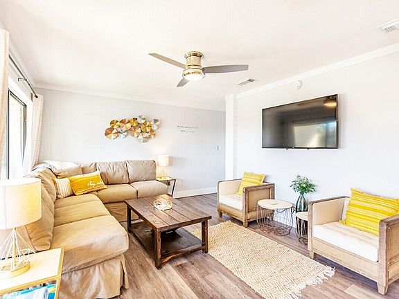 3rd image of 4000 Gulf Terrace Dr Unit 263