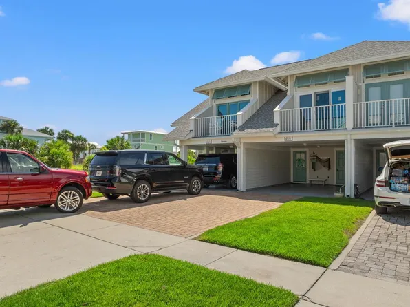 102 38th St #C, Mexico Beach, FL 32456