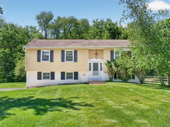 6 Keith Place, Campbell Hall, NY 10916