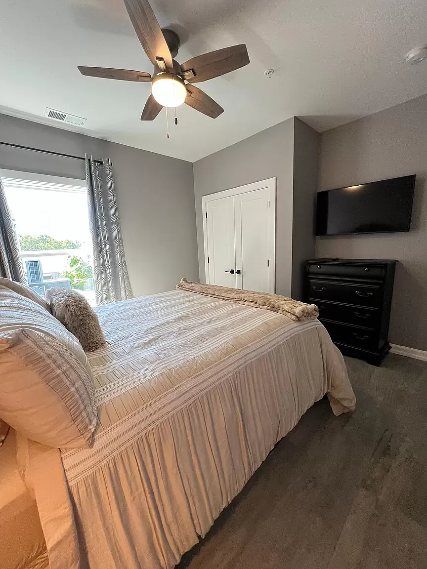 1 bed, 1.5 bath, 1109 sqft, $2,850 — Photo 4