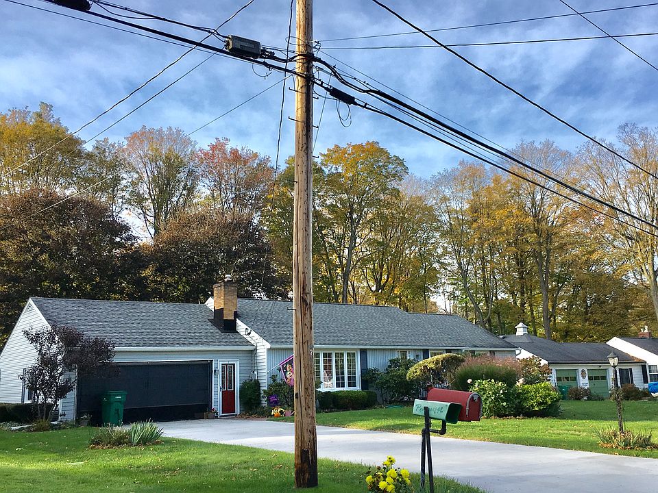 1st image of 4729 Crestwood Dr