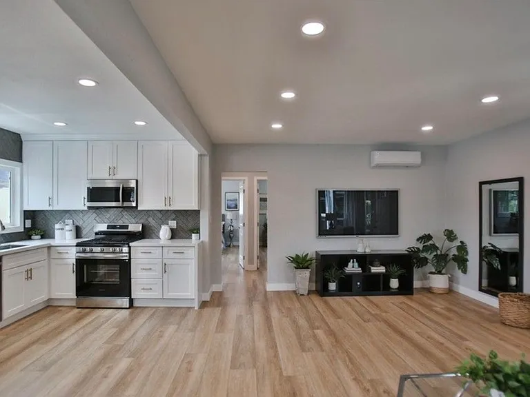 436 Cedar Ave #15 — Photo 2