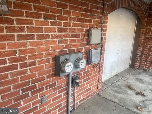 2nd image of 4428 Solly Ave