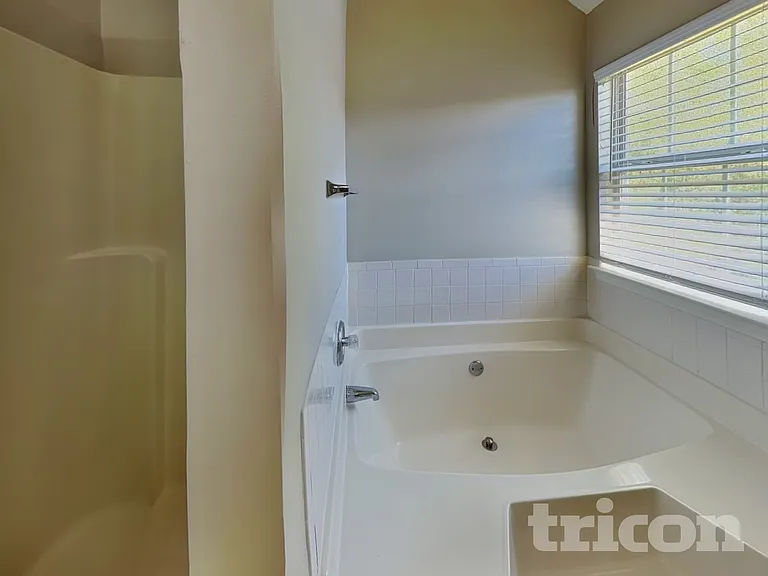 1057 Misty Meadows Point — Photo 9