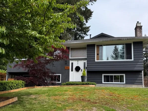 635 Midvale St, Coquitlam, BC V3J 6M1