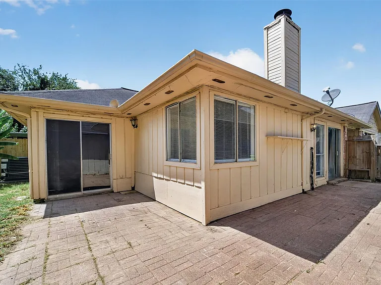 4632 Greenwood Dr — Photo 20