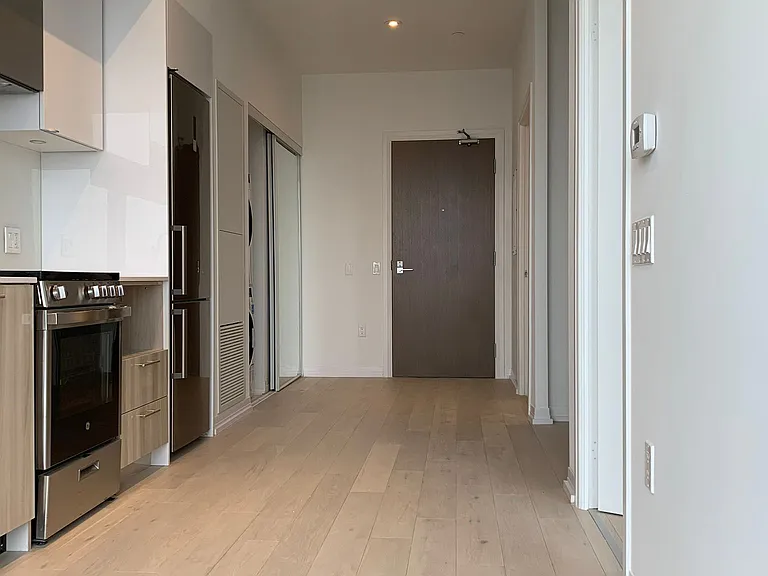 251 Jarvis St #LPH12 — Photo 11