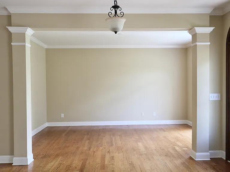 6887 Walnut Hills Dr — Photo 12