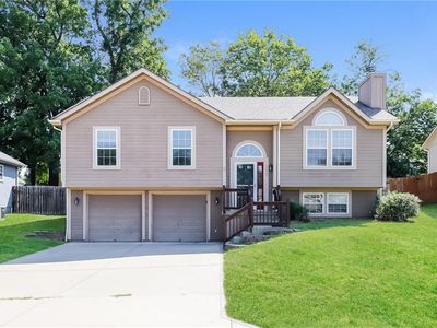2009 N Ashley Dr, Independence, MO, 64058