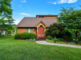 5315 Merriman Rd, Roanoke, VA 24018