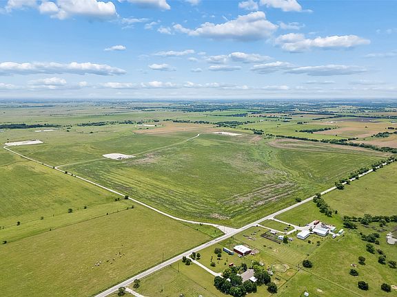 4th image of County Line Rd