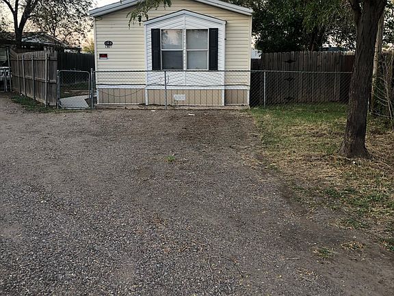 2nd image of 136B Loma Linda Ln