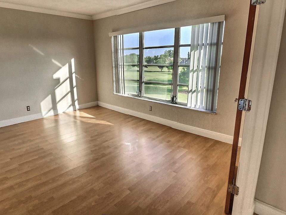 1st image of 3100 N Palm Aire Dr APT 310