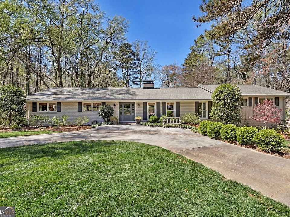 1st image of 1424 Ridgeway Dr NW