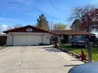 305 NW Columbia Ave, Boardman, OR 97818