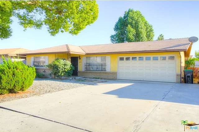1st image of 2879 Carl Dr