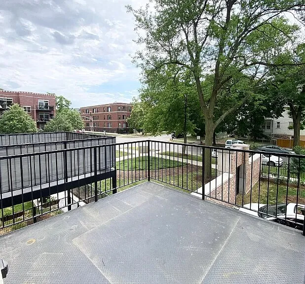 3228 W Palmer St #10 — Photo 14