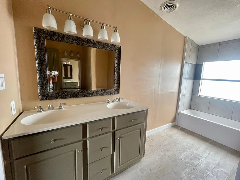 7274 N FM 148 — Photo 15