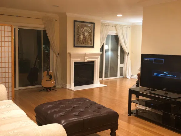 123 S Clark Dr APT 203, Los Angeles, CA 90048