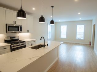 11 Dexter St, Boston, MA 02127