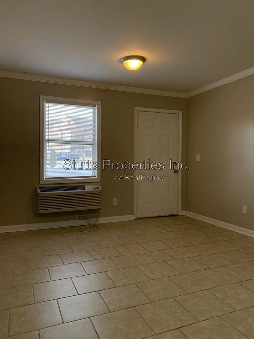 1 bed, 1.0 bath, $675 — Photo 4