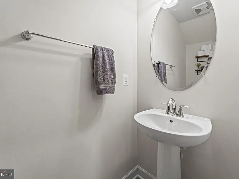 12384 Azure Ln — Photo 14