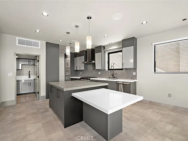 228 Hazel Dr — Photo 18