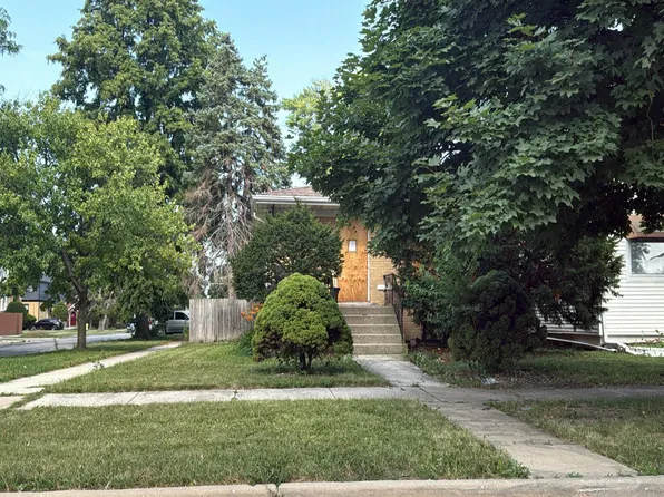 2101 S 12th Ave, Maywood, IL 60153